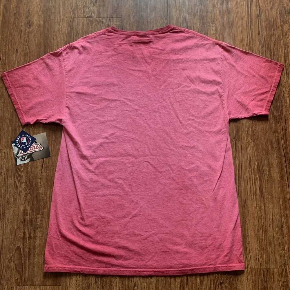 Stitches St Louis Cardinals T-Shirt Size Men’s Large Red Ombre New - Picture 6 of 6